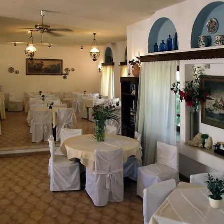 Hotel Romeos 3*