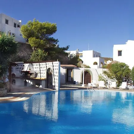Romeos Hotel Skala (Patmos)