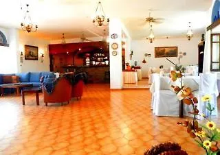 Hotel Romeos